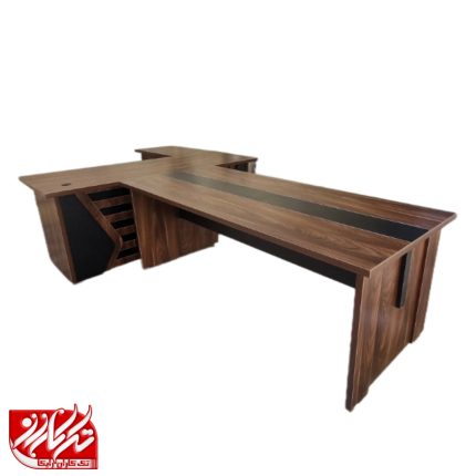 میز مدیریت همراه با میز کنفرانس